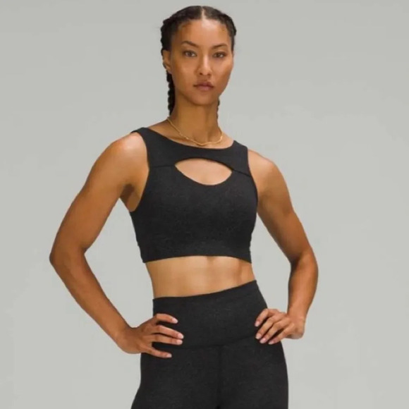 Lululemon sz 4 Everlux Cut-Out Train Bra Support, B/C Cups Crunch Black w/ pads - Picture 9 of 11